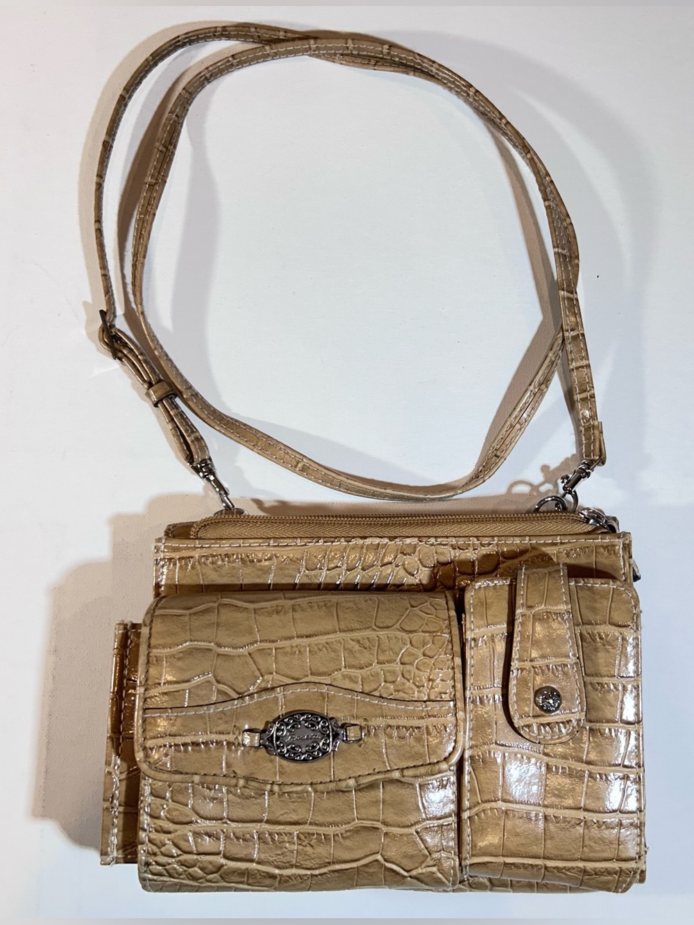Rosetti Croc Embossed Crossbody Purse Wallet Organizer Tan Multi Pocket Bag